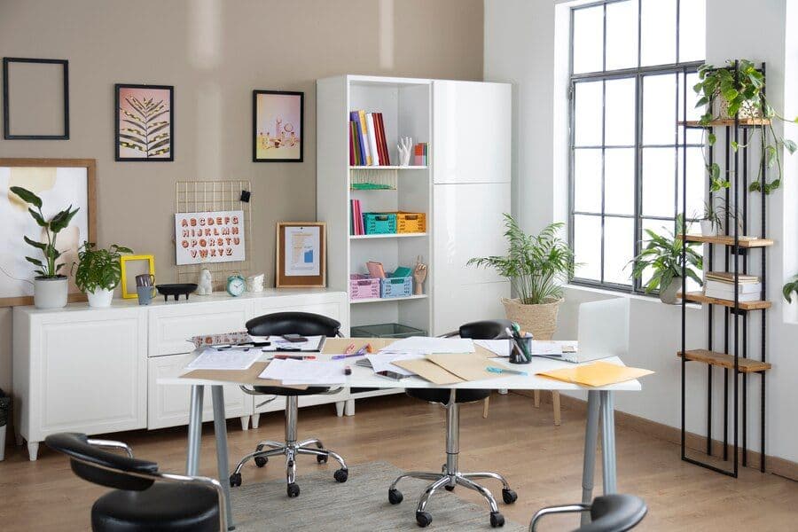 จัดออฟฟิศทำงานให้โล่ง สบายตาด้วย "ชั้นวางของเหล็ก" จัดออฟฟิศทำงานให้โล่ง สบายตาด้วย "ชั้นวางของเหล็ก"