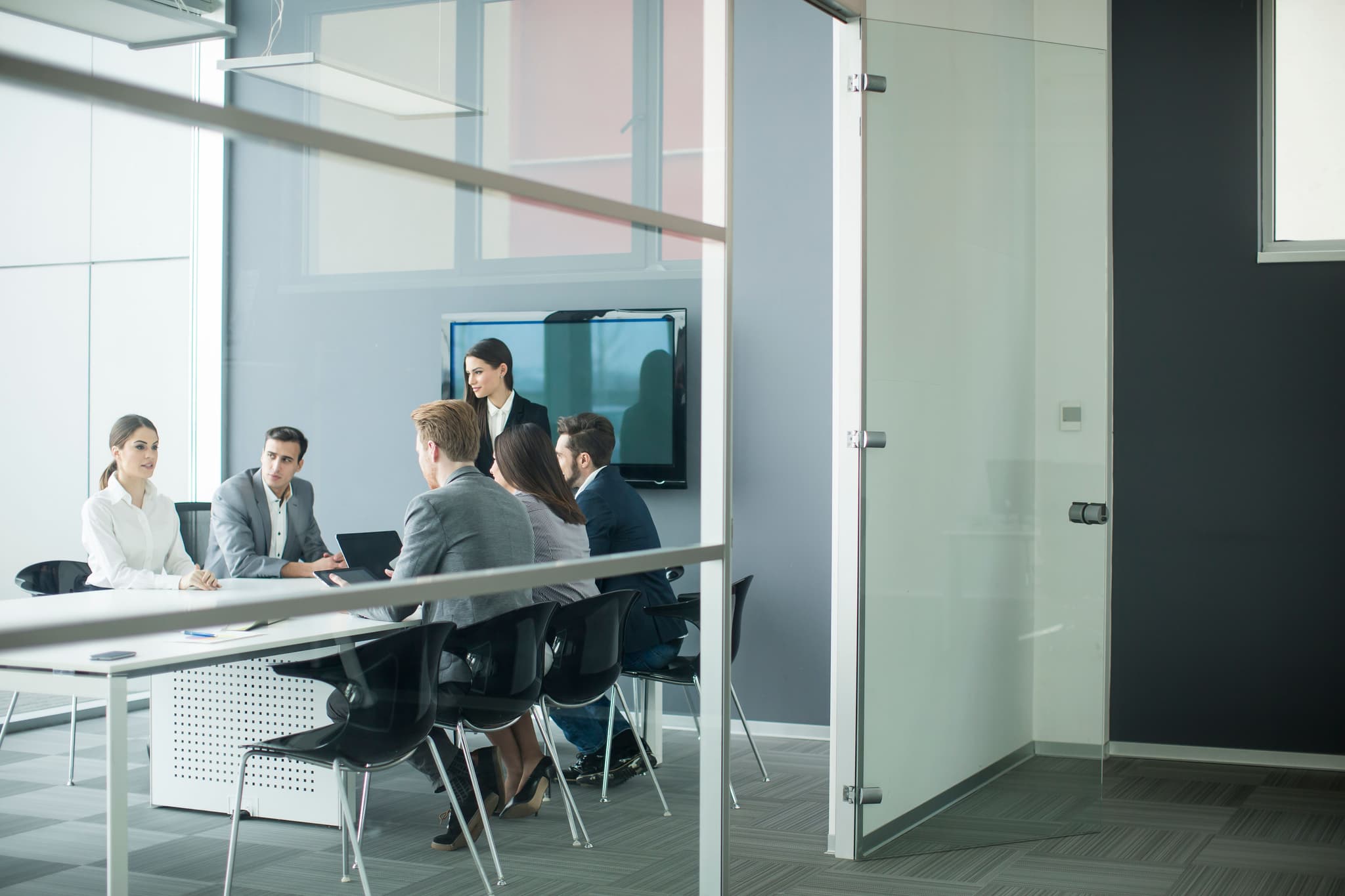 แนะนำ โต๊ะประชุม 6 ที่นั่ง เหมาะกับห้องประชุมขนาดเล็ก แนะนำ โต๊ะประชุม 6 ที่นั่ง เหมาะกับห้องประชุมขนาดเล็ก